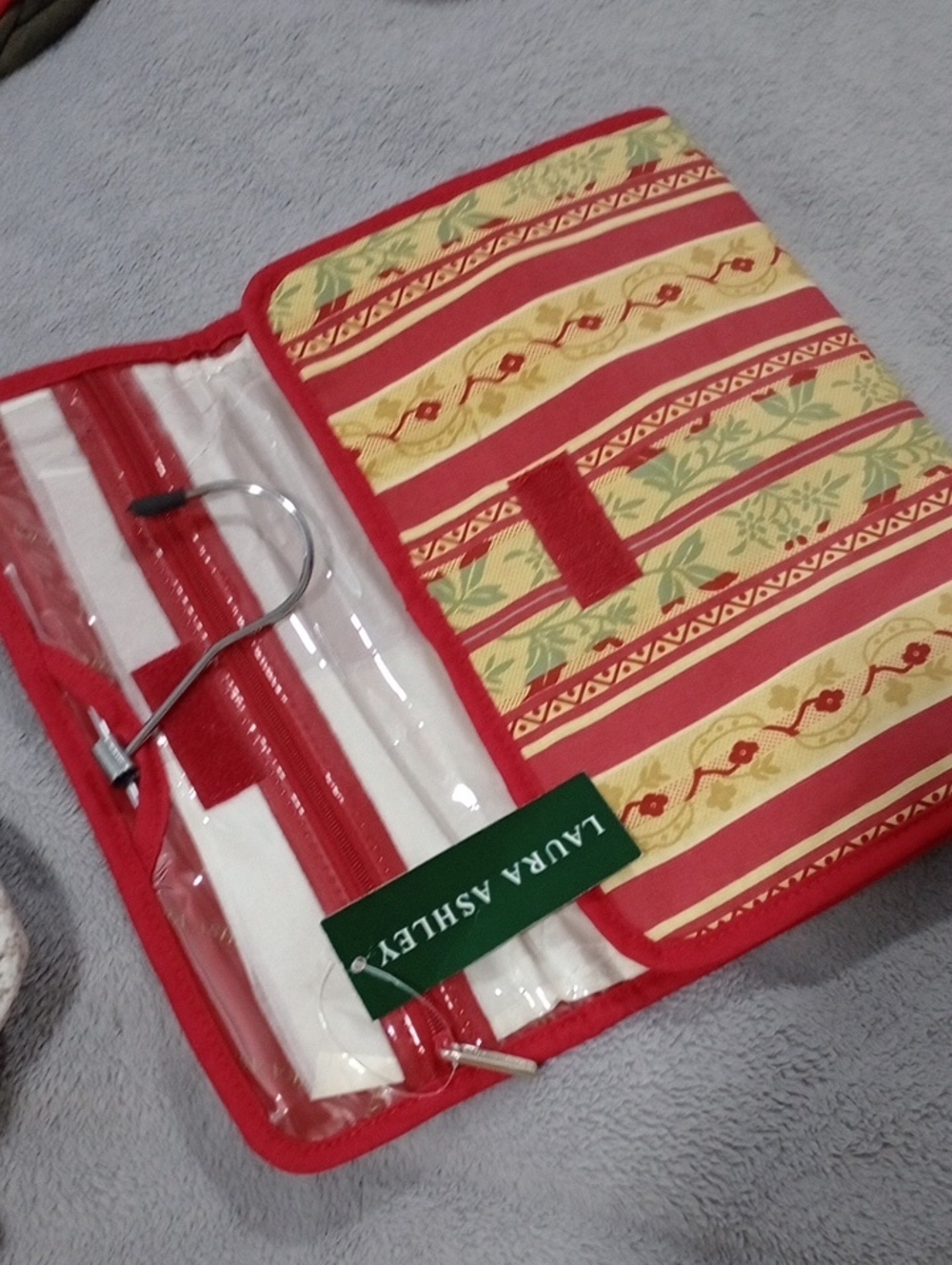 NWT Laura Ashley Red & Yellow Travel Jewelry Organizer